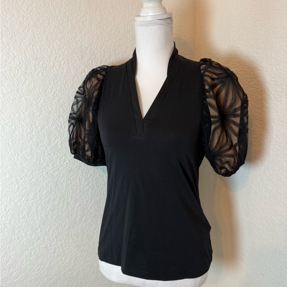 Anne Fontaine Recea puff sleeve top. Size 40